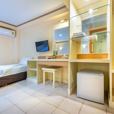 Patong Beachfront Boutique Hotel מראה חיצוני תמונה